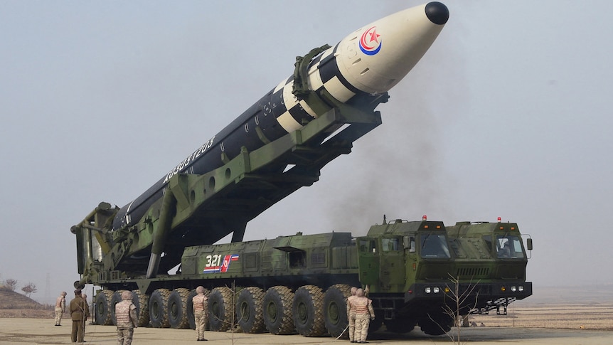 Quelle est la taille et jusqu’où peut aller l’énorme missile nord-coréen Hwasong-17 ?