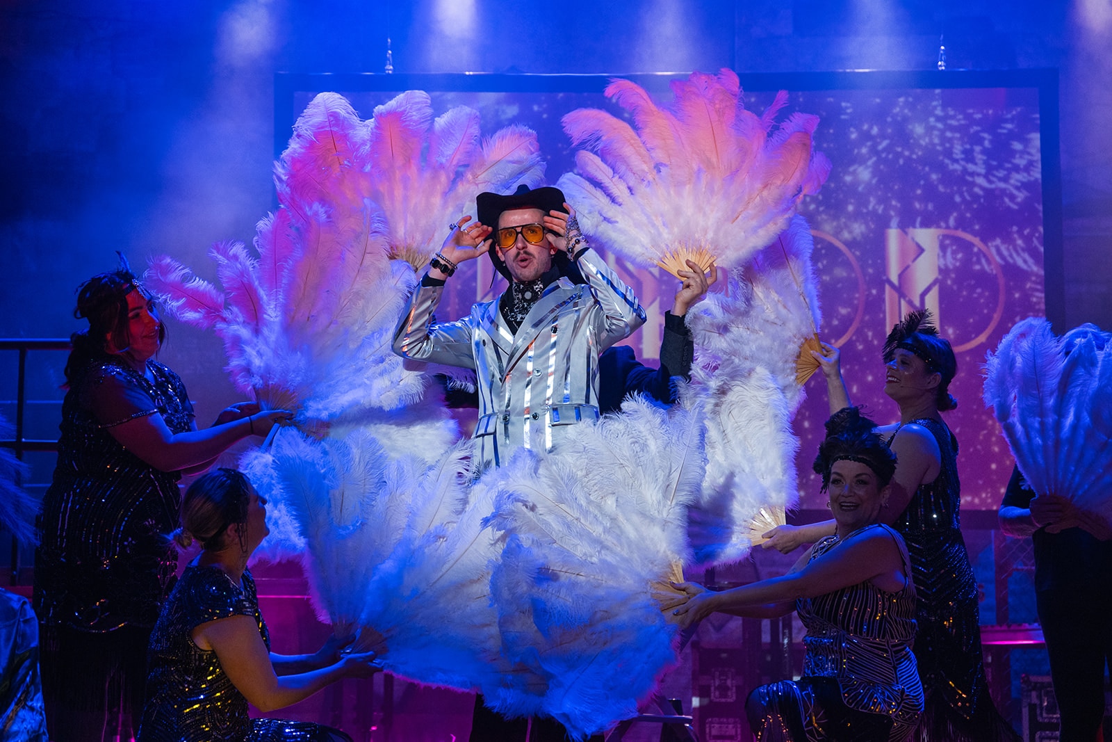 Show must go on for Melbourne theatre company catfished over ticket sales - ABC News & Headlines – Australian Broadcasting Corporation