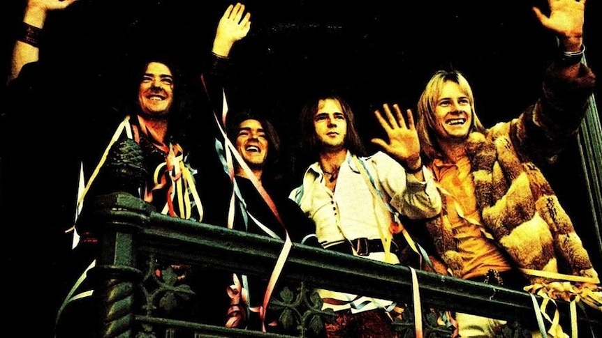 Masters Apprentices Turn Up Your Radio 1970 Ep Cover Detail