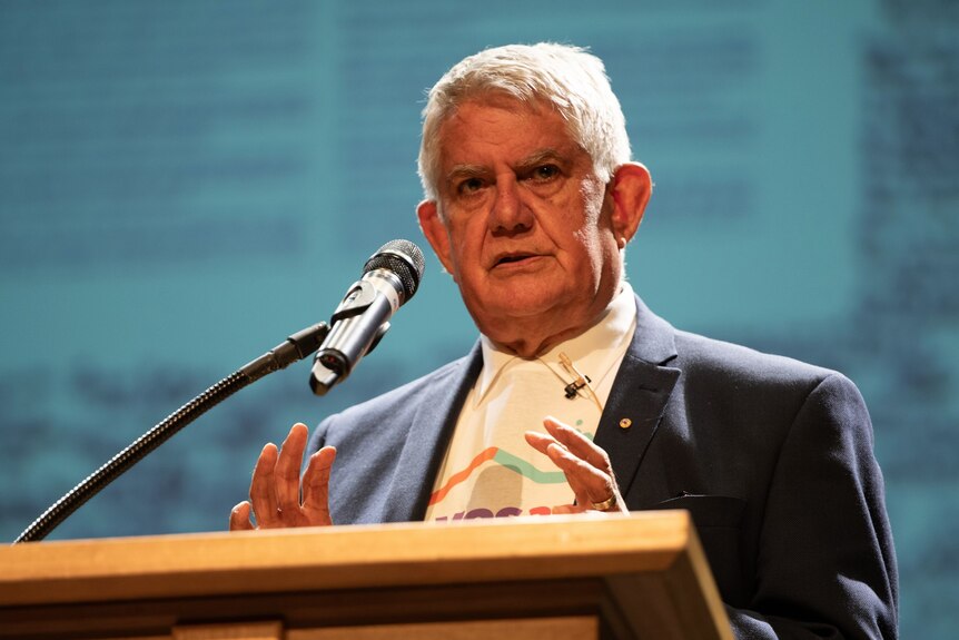 Ken Wyatt speaking from the podium on the Yes campaign.