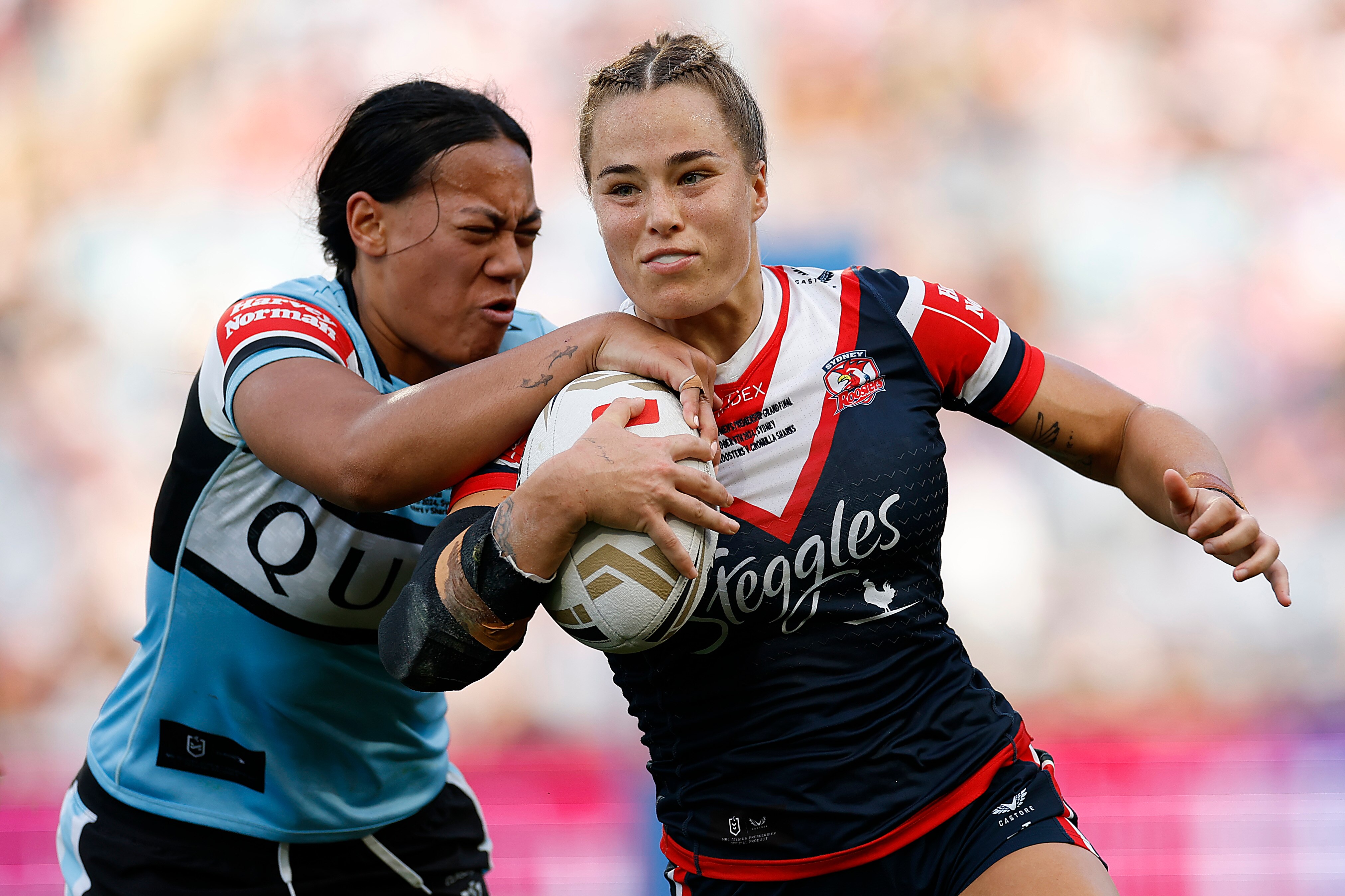 A generic image of two NRLW players.
