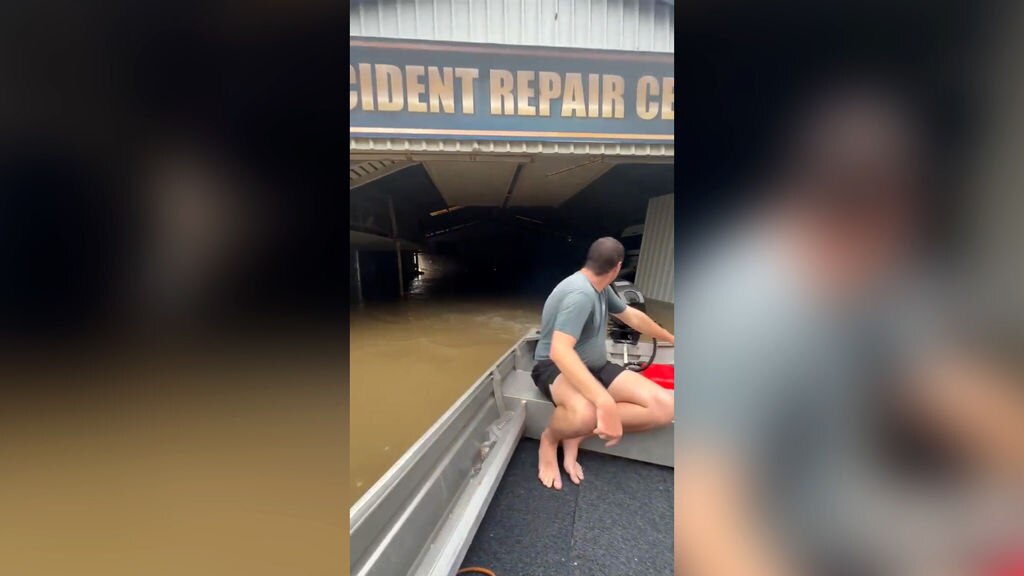 Ingham business owners return to flood-ravaged workshop - ABC News