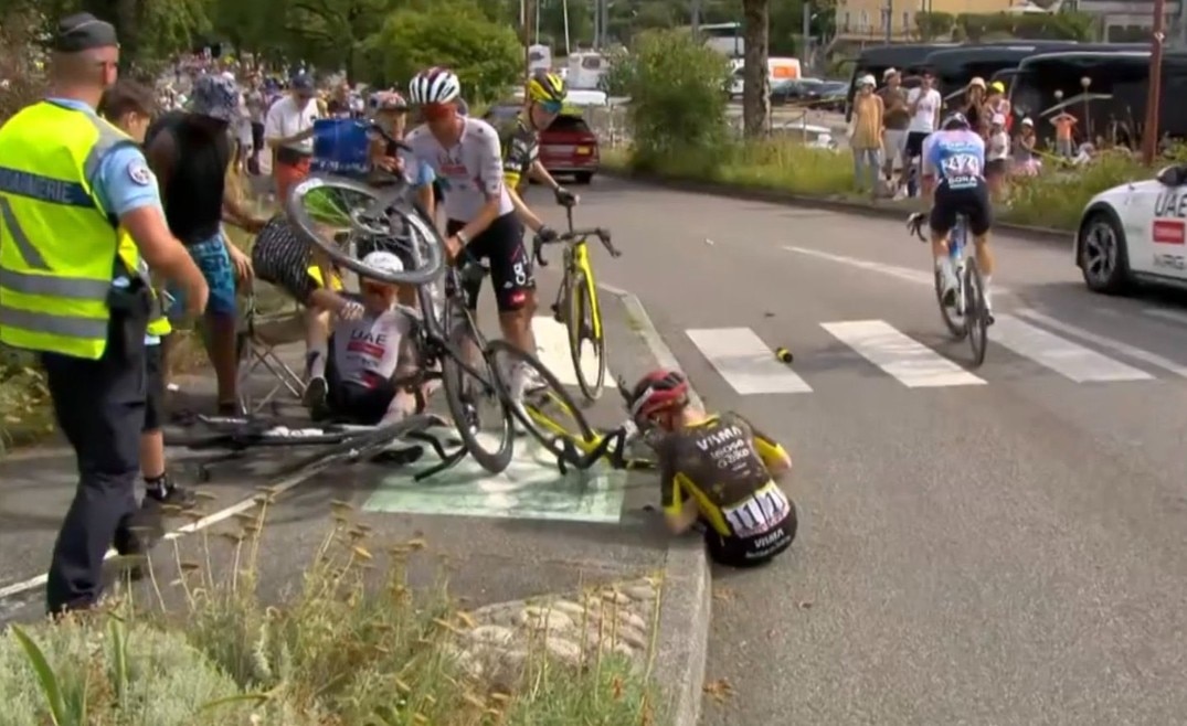 Vingegaard forced out of Tour after fracture in 'devastating' crash