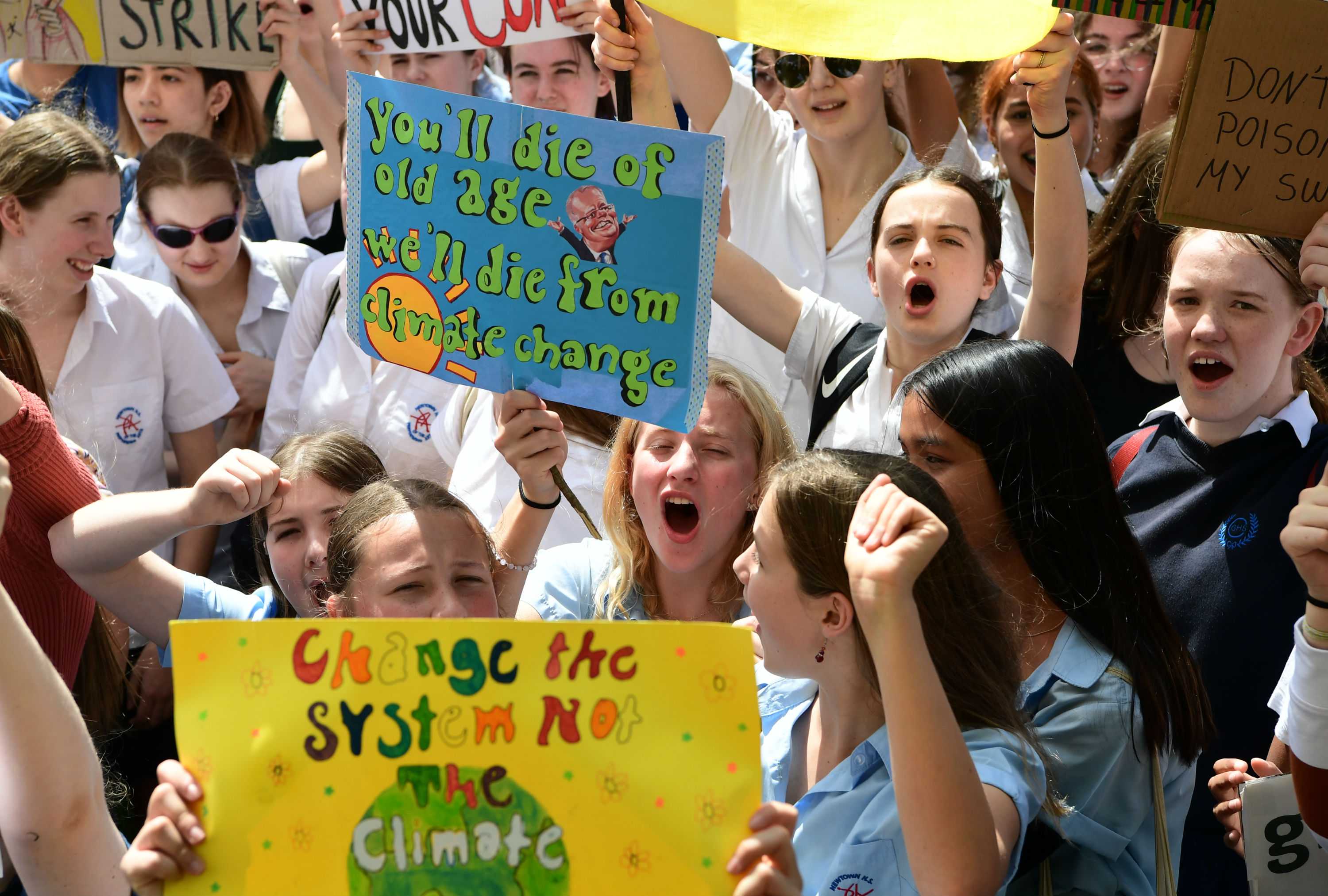 Teen activist Anjali Sharma wages war on government climate inaction from  dorm room - ABC News