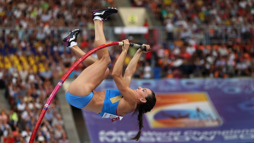 Isinbaeva vaults to world championship glory