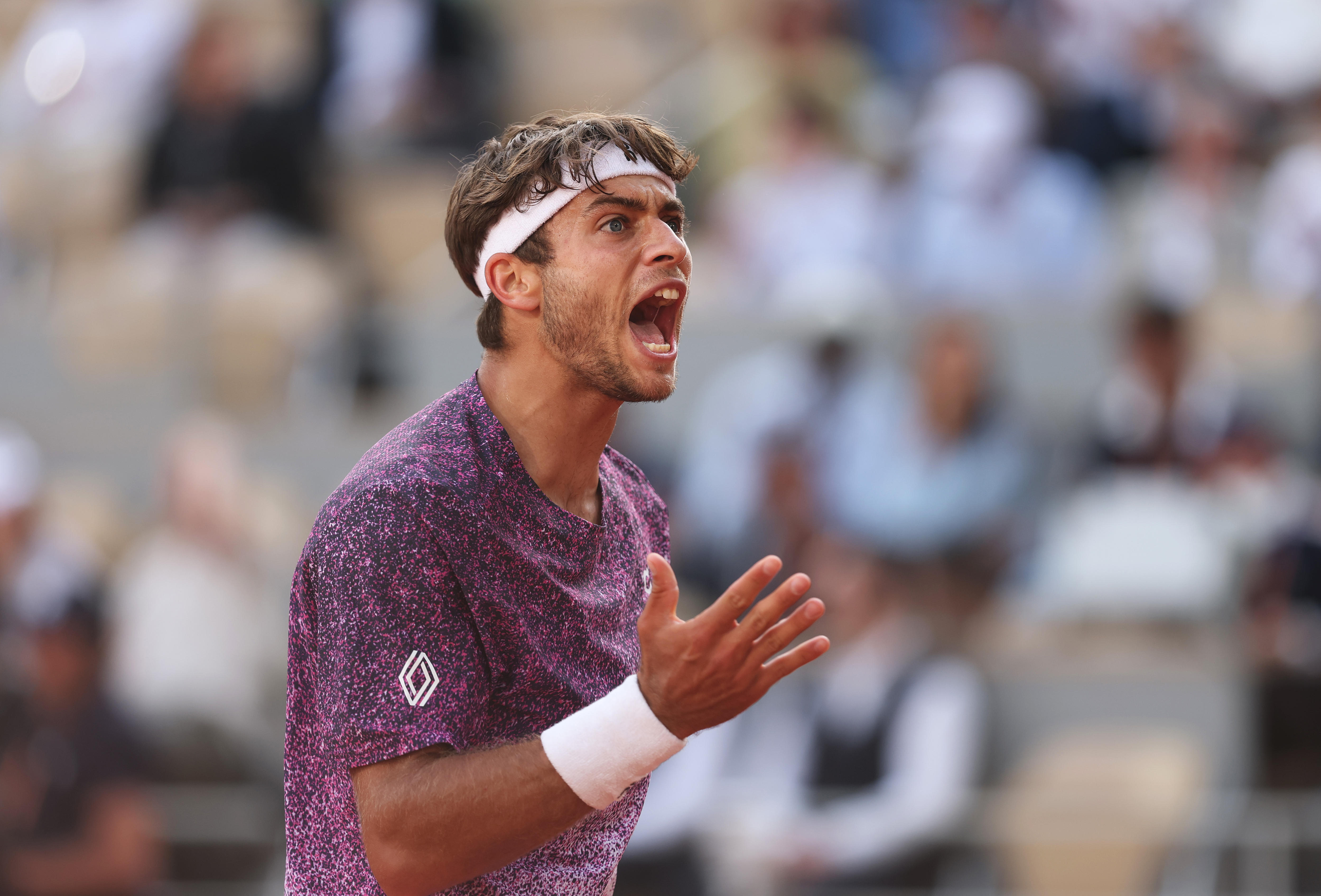 Flavio Coboli screams out during French Open final.