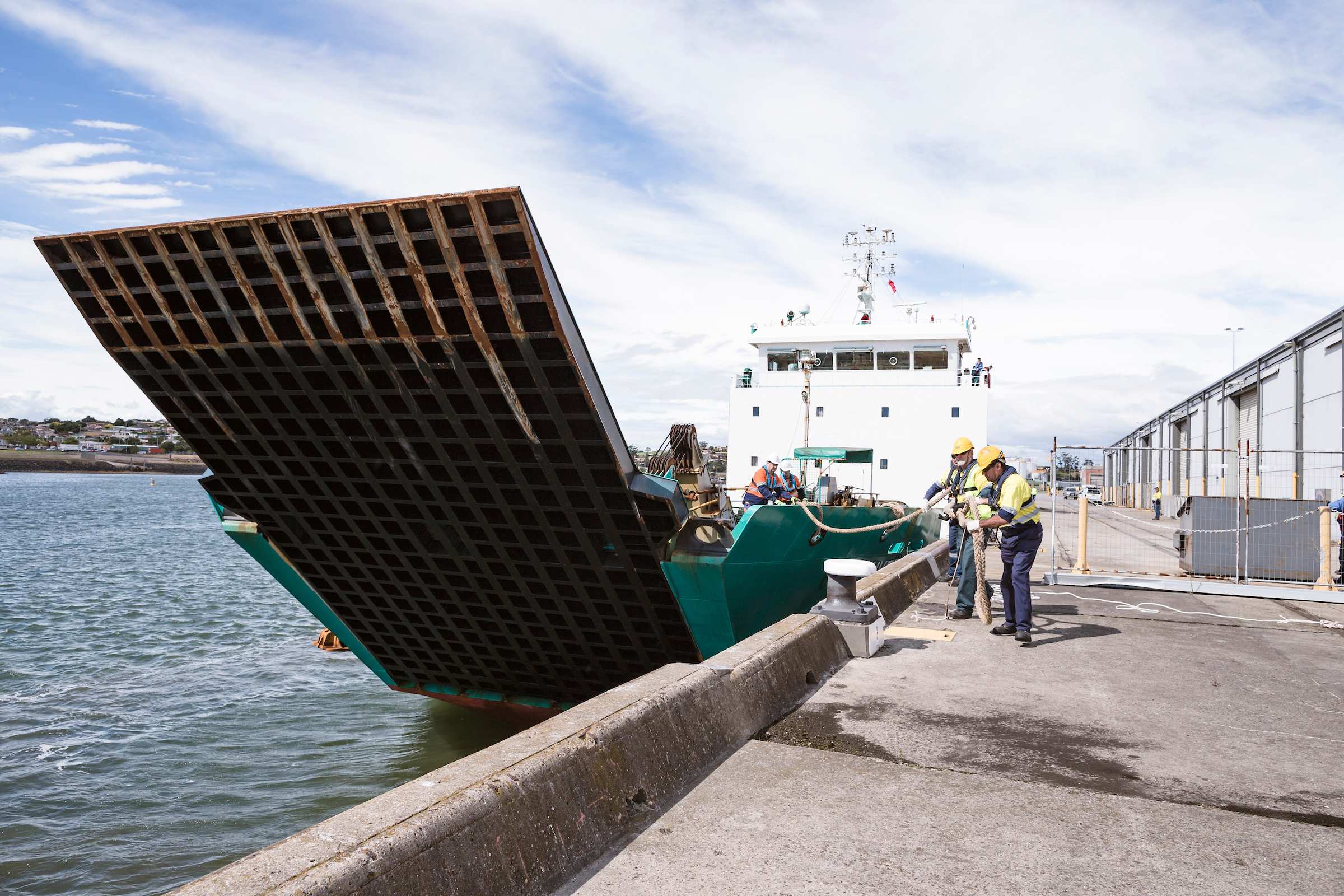New King Island ferry with reservations about costs, no