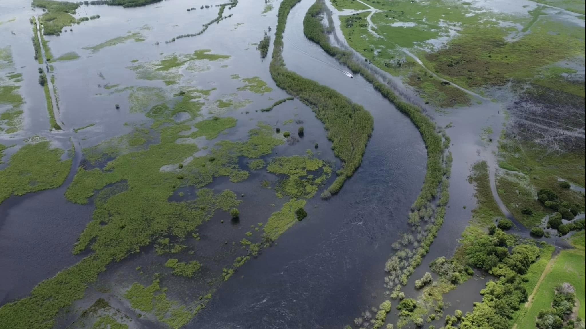 The flooded plains of the NT&#x27;s Mary River system