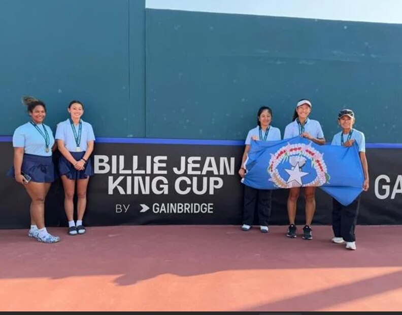 A female tennis squad