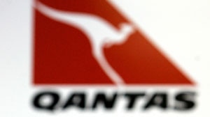 Qantas chief executive officer Geoff Dixon. (File photo)