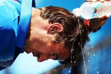 Tommy Robredo cools off