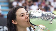 Marion Bartoli of France celebrates her Auckland Open victory.