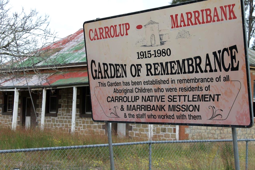 Carrolup and Marribank mission sign, near Katanning.