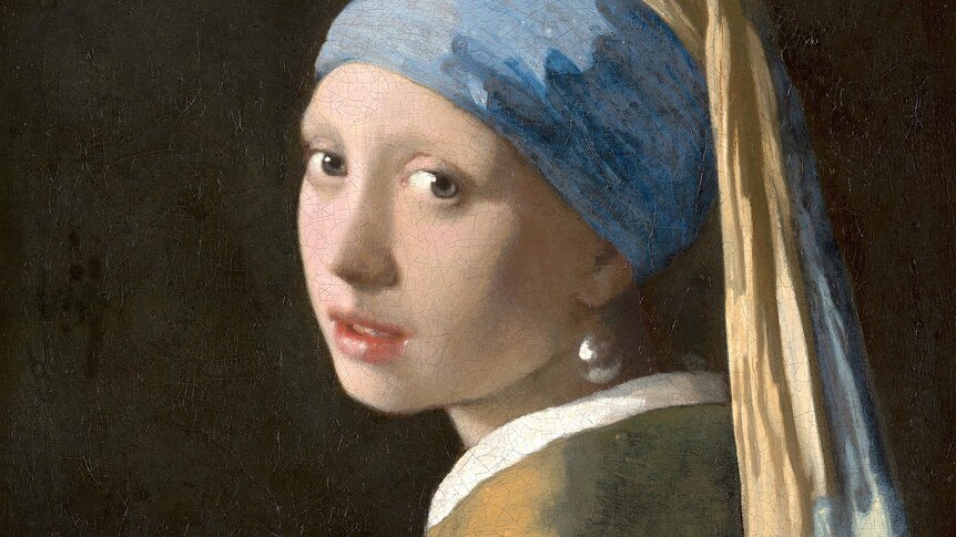Girl with a pearl earrng by Vermeer