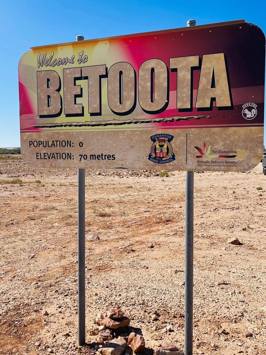 A Welcome to Betoota sign which states that the population is zero