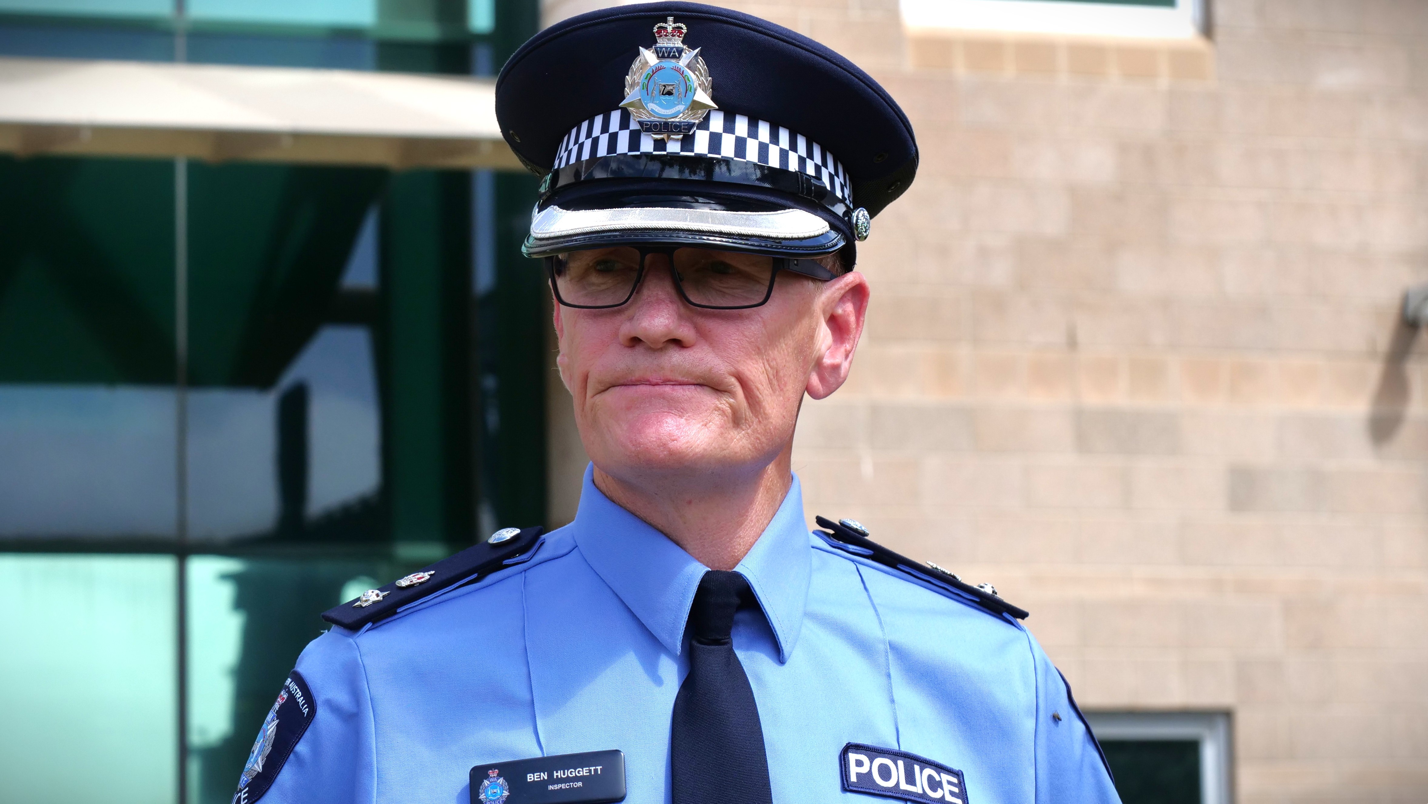 O superintendente interino Ben Huggett atualiza a mídia sobre a busca por Kenneth Giles.