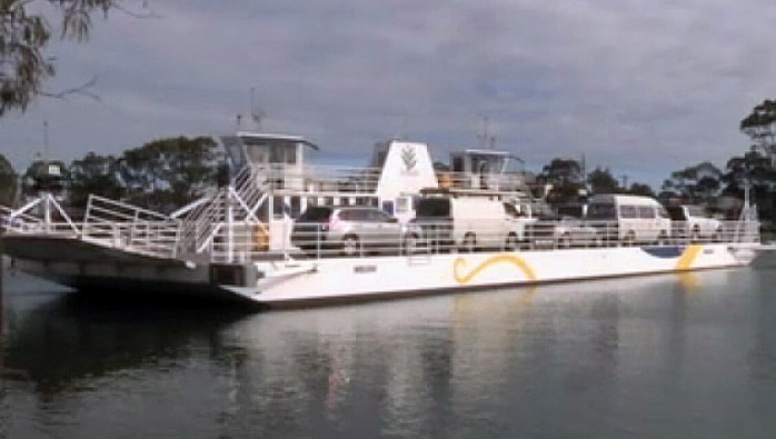 Raymond Island car ferry.