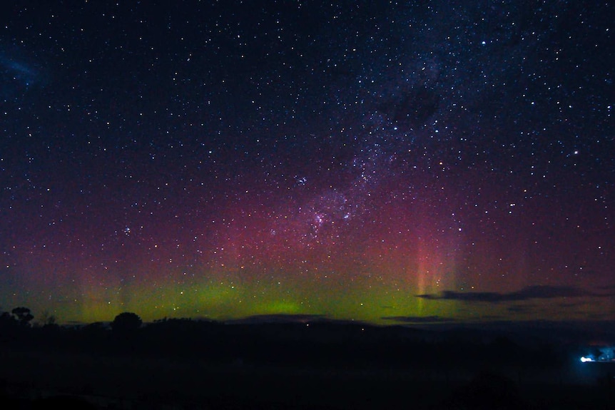 Aurora Australis visible from Tasmania leaves southern lights chasers ...