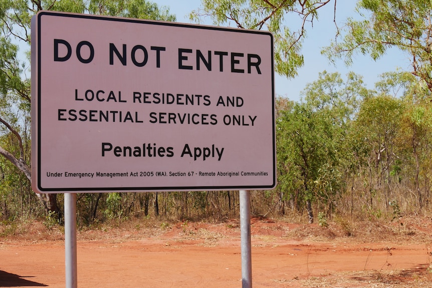 Closed community sign