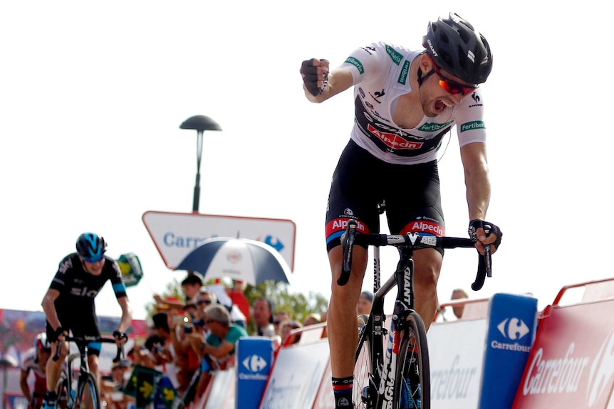 Tom Dumoulin wins the ninth stage of the 2015 Vuelta