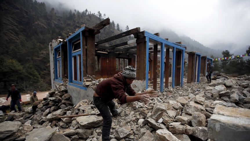 Nepal quake rebuilding