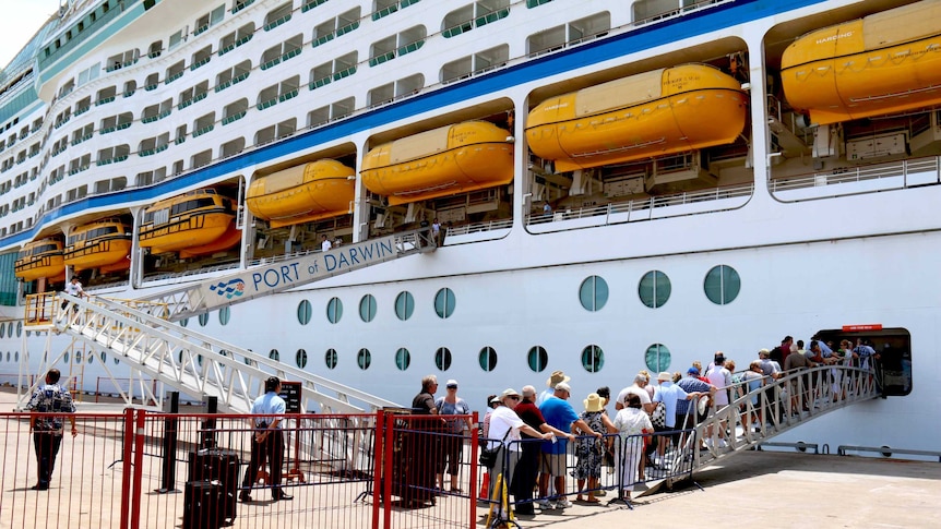 Voyager of the Sea in Darwin