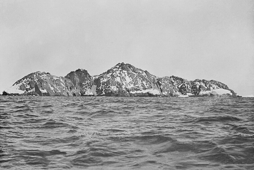 Mackellar Islands