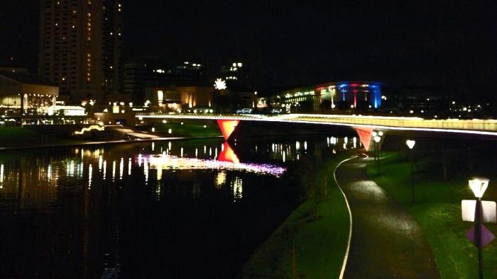 Lights and water features on the Torrens Riverbank footbridge