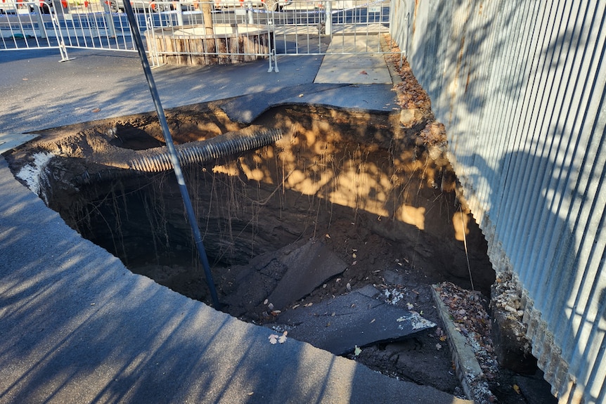 a sinkhole located in the walkway between Margaret Street and the Railway Lands in Mount Gambier