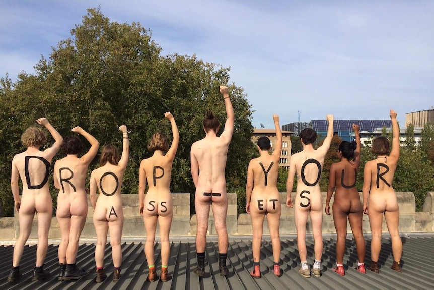 Students protest against the University of Melbourne investing in fossil fuels