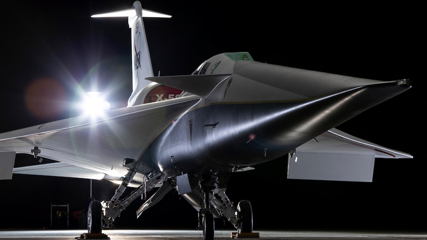 Die NASA stellt das X-59-Flugzeug vor, mit dem sie der breiten Masse leises Überschall-Geschäftsreisen ermöglichen soll