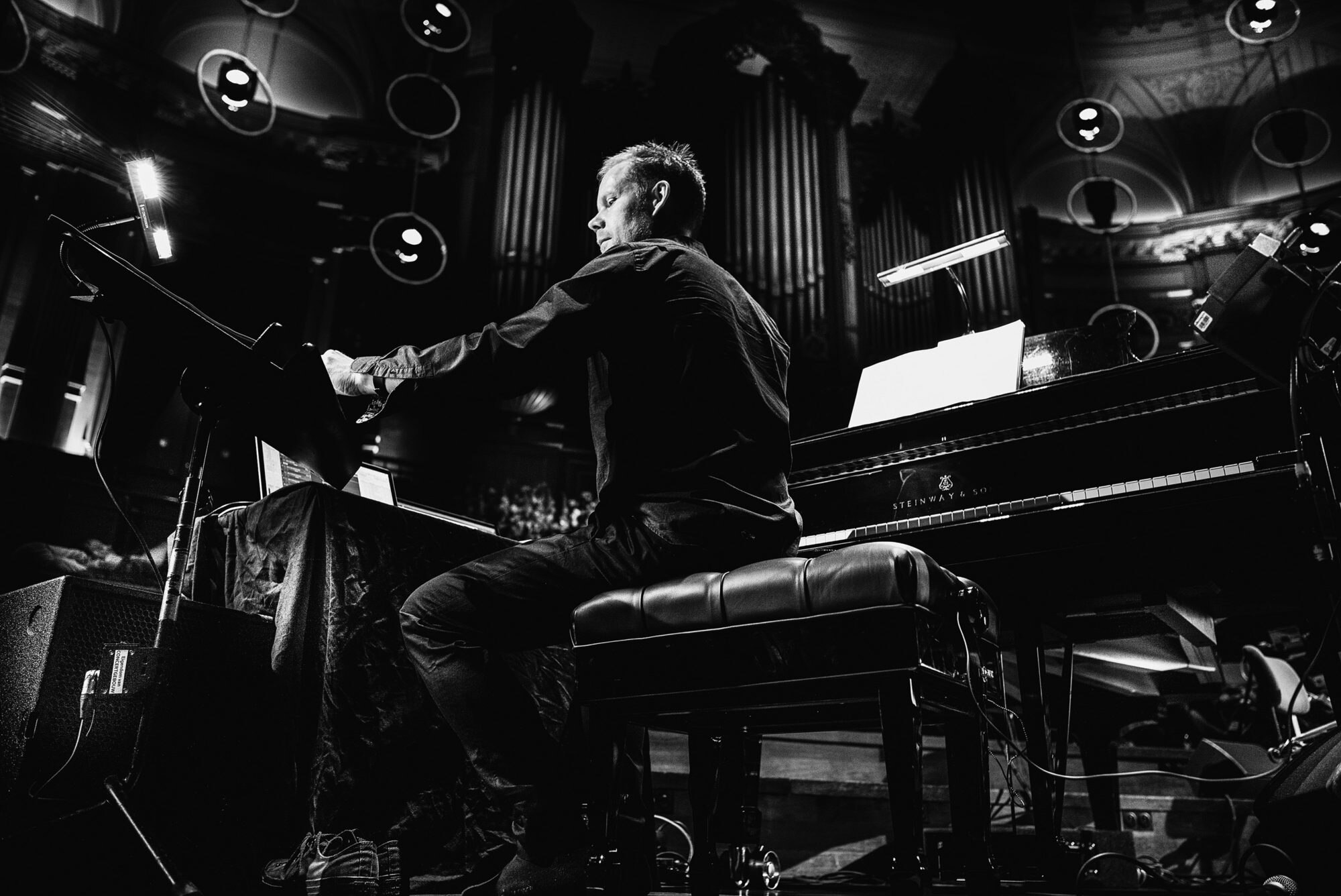 Max Richter Sleeps again, and Balinese electro-jazz fusion with Firetail and Gamelan DanAnda