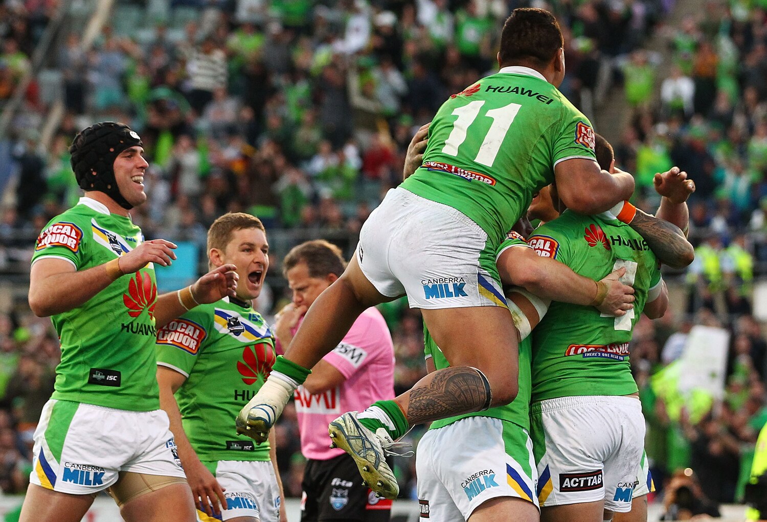 The stats favour the Raiders over the Rabbitohs - ABC News