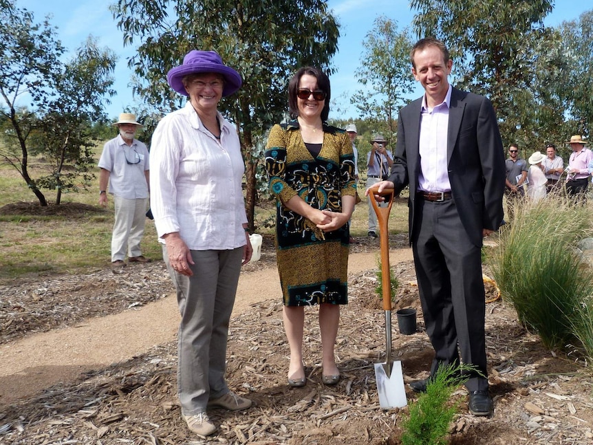 Sarah Sharp, president of Friends of Grasslands, Alison Roach, president of Australian Native Plants Society Canberra Region and Shane Rattenbury, ACT Minister of Territory and Municipal Services at The Clearing.