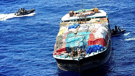 HMAS Darwin in Somalia drug seizure