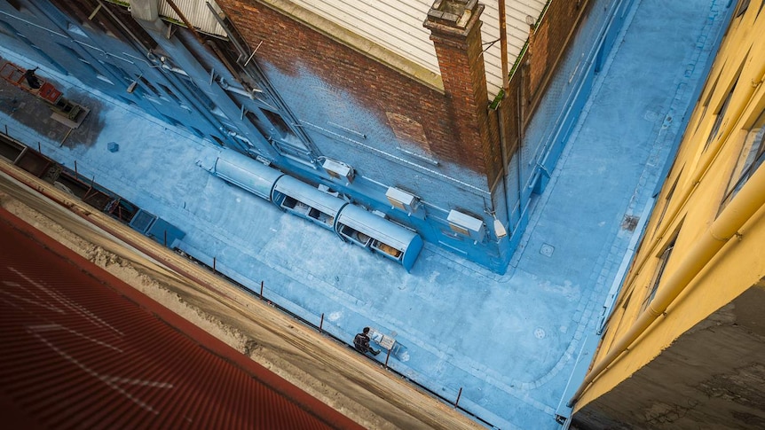 Rutledge Lane after being painted blue