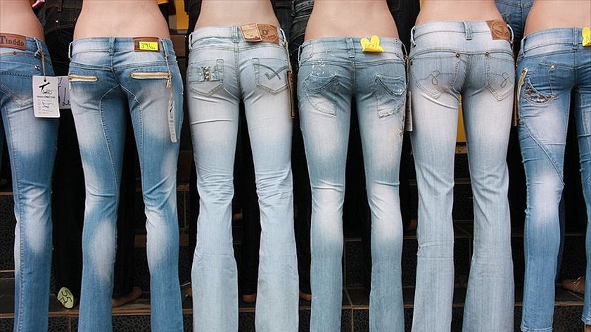 Skinny jeans a health risk doctors say