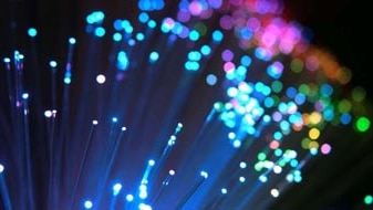 Light streams through fibre optic cables (www.sxc.hu: Rodolfo Clix, file photo)