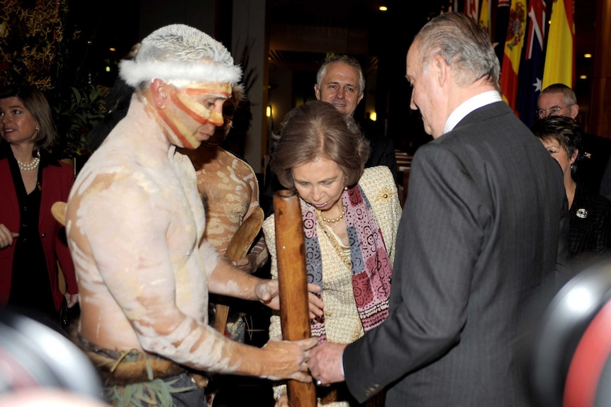 Paul House (left) at a reception in Canberra, with King Carlos of Spain (right) and Queen Sofia (centre) in 2009.