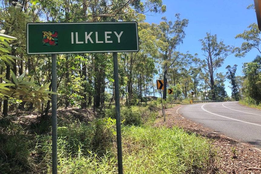 Road sign on the side of a Sunshine Coast road.