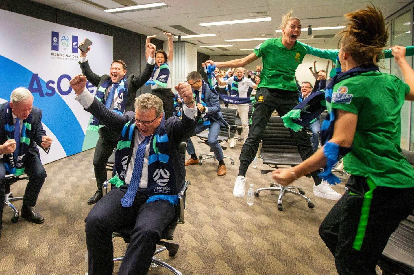 7150994517f69a55449740fcb9936e53