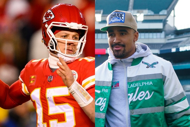 Une image composite avec un quart-arrière de la NFL tentant une passe pendant un match et un autre portant une casquette et une veste d'équipe dans un stade. 