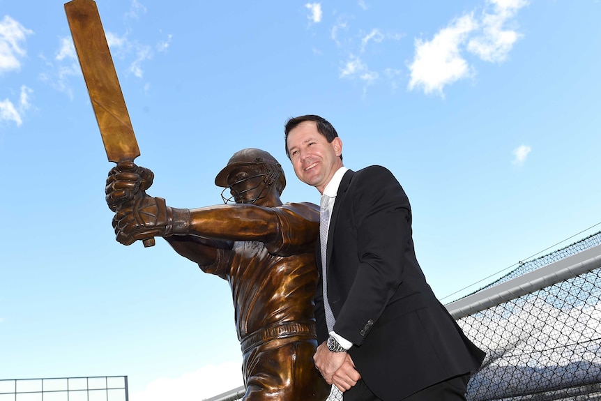Ricky Ponting with his bronze statue