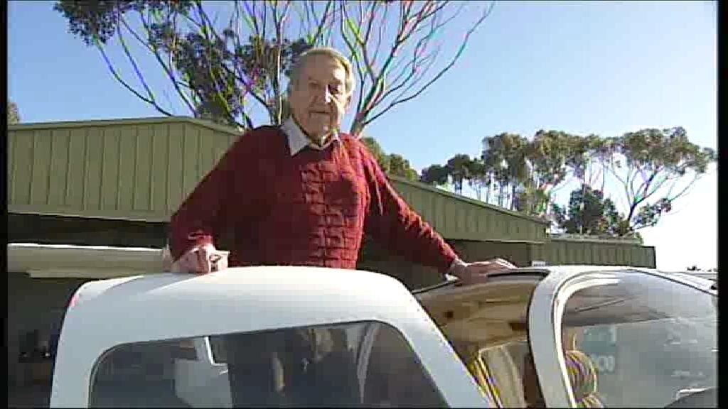 Book to reveal elderly pilot's adventures