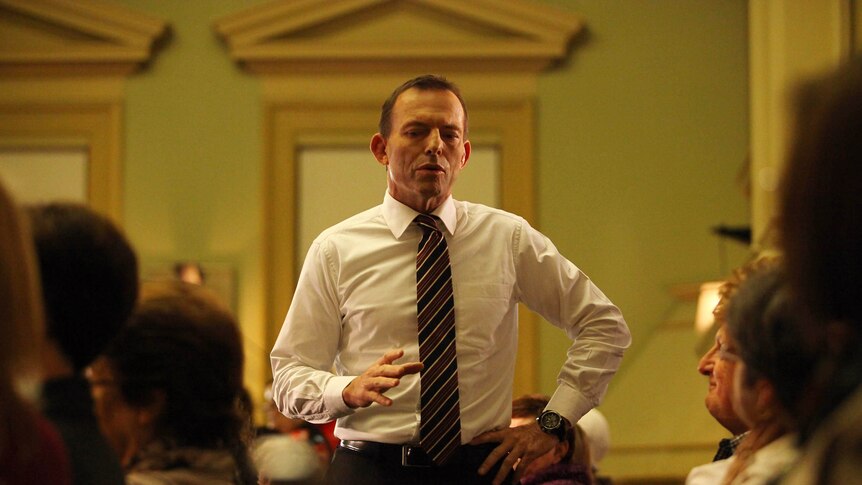 Abbott addresses carbon tax forum (AAP: Patrick Hamilton)
