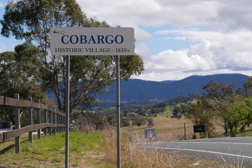 A sign to the village of Cobargo