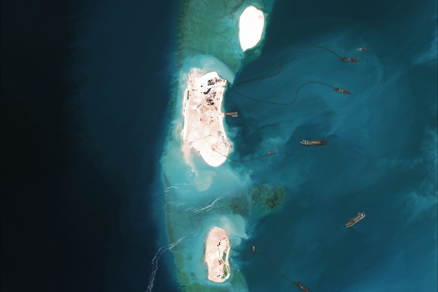 A satellite image from 2016 of Chinese vessels at Mischief Reef.