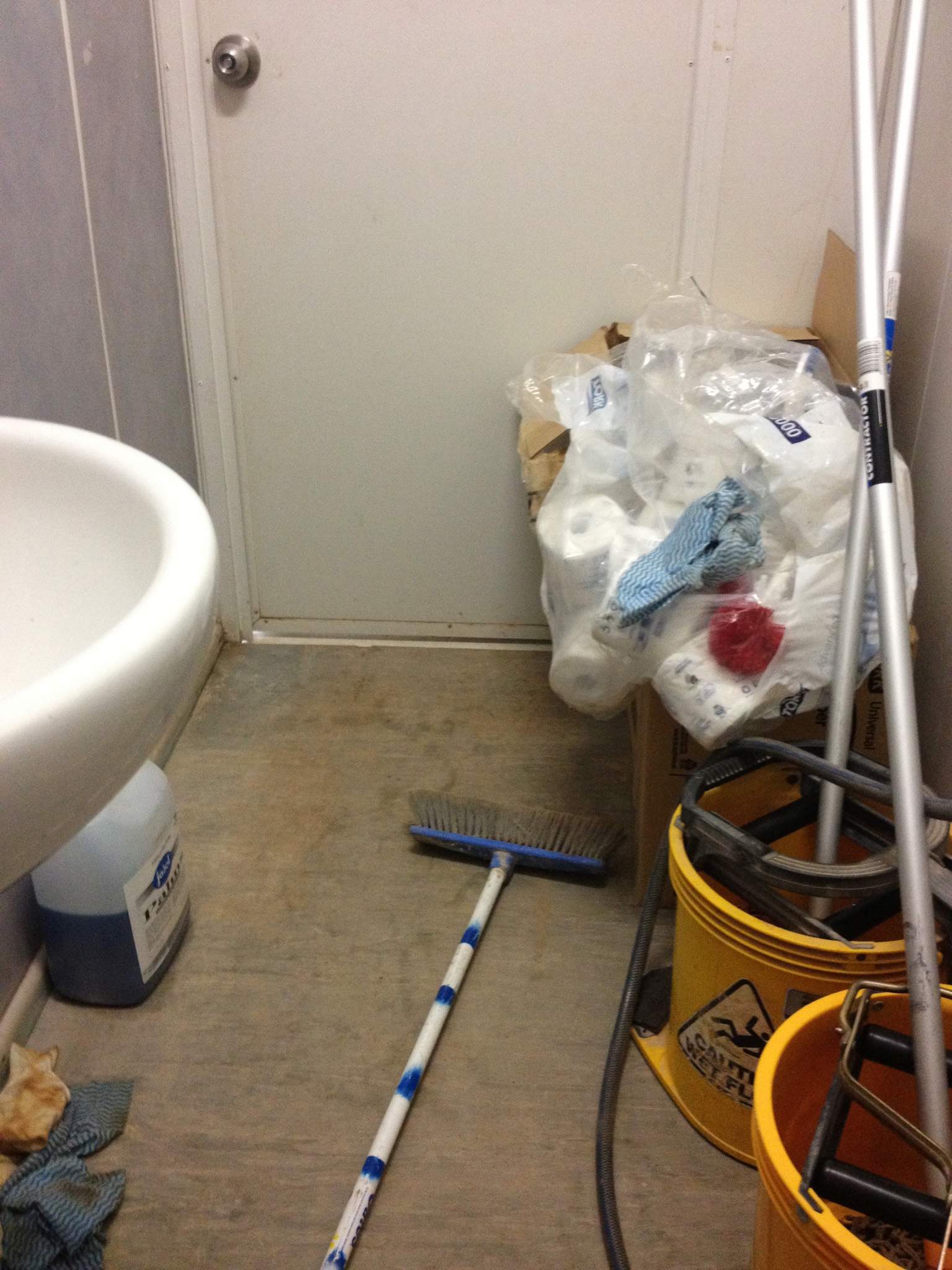 Toilets and tampons The Northern Territory's female facilities gap in