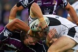 Willing encounter ... James Maloney (r) tries to get away from Jesse Bromwich