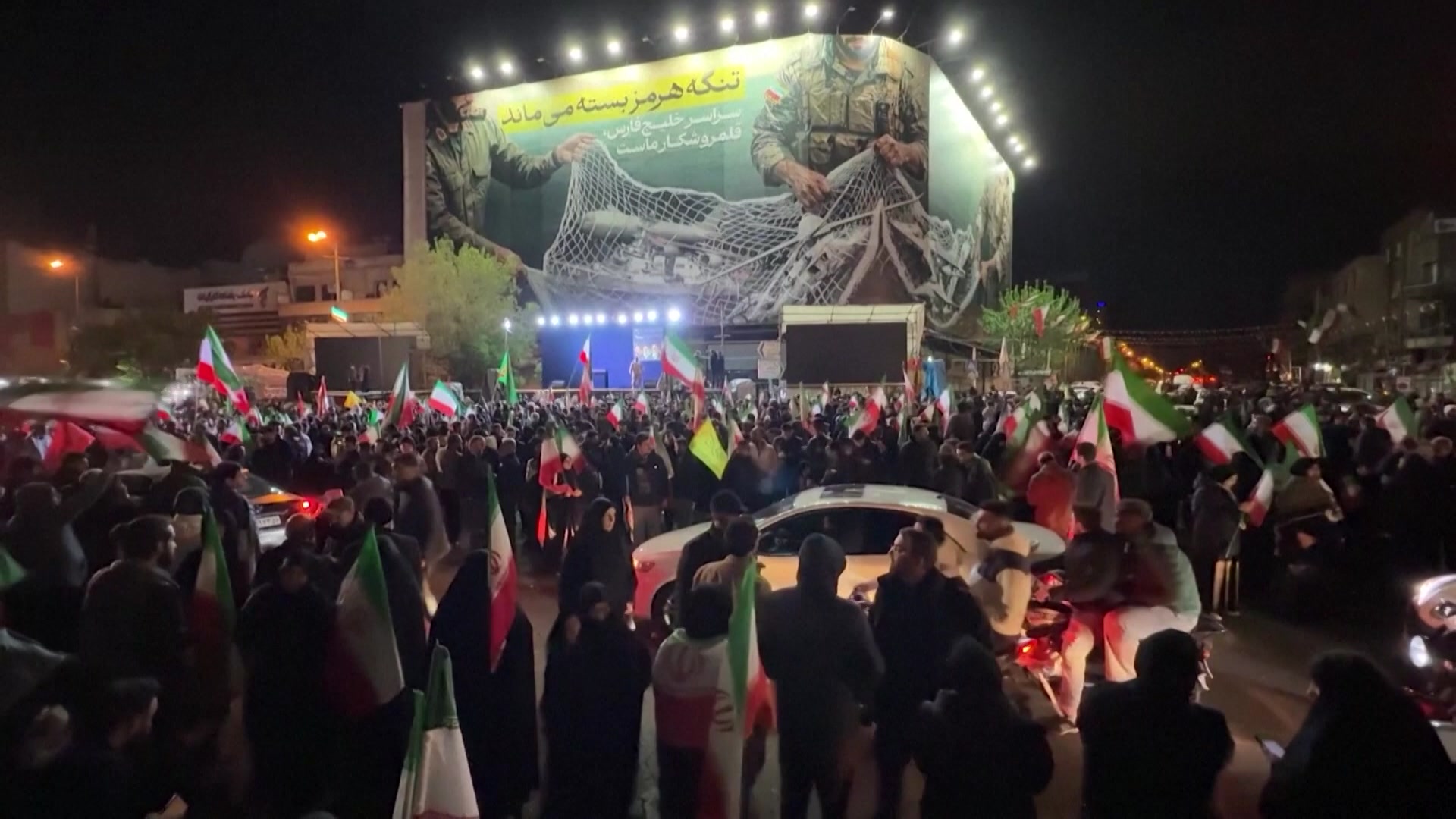 Fear among both regime supporters and opponents in Iran - ABC listen